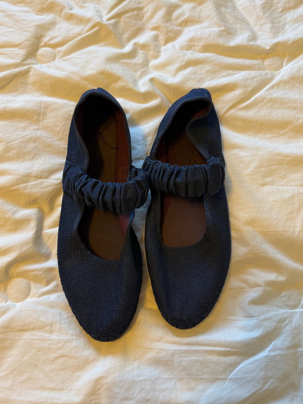 Flabelus Elastic Strap Ballet Flats